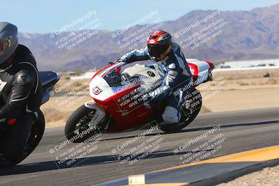 media/Dec-10-2023-SoCal Trackdays (Sun) [[0ce70f5433]]/Turn 9 Inside Set 1 (1115am)/